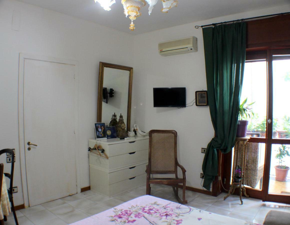 B&B Lili Салерно Екстериор снимка